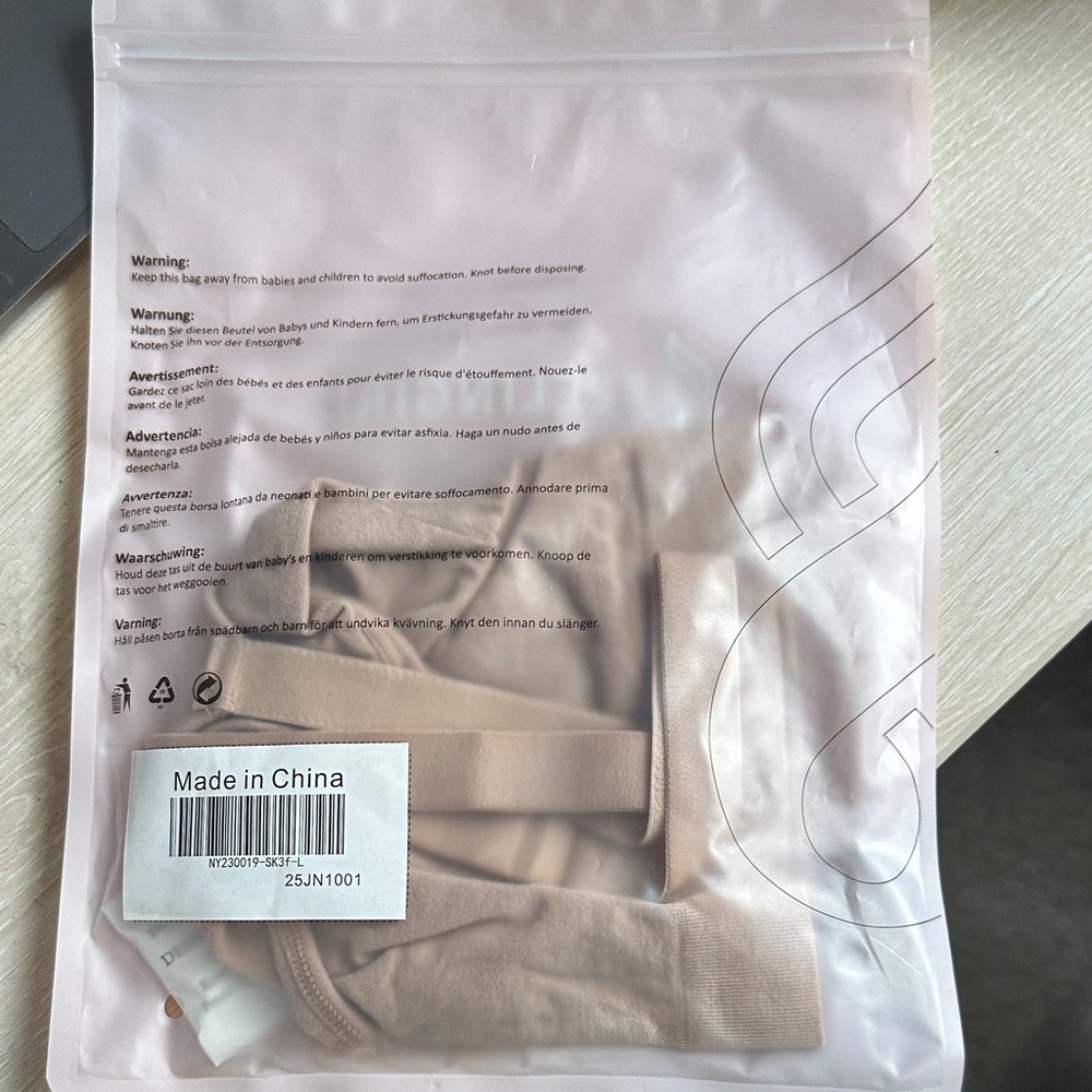 Seamless Stretch Bralette in Light Pink